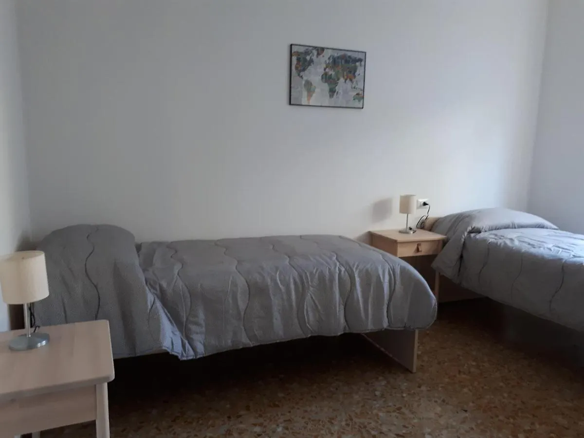 Casa Leoni Apartment Como