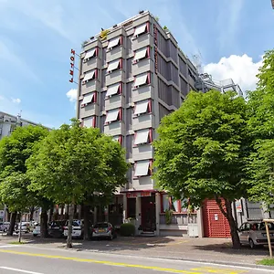 מלון Park Meuble, קומו